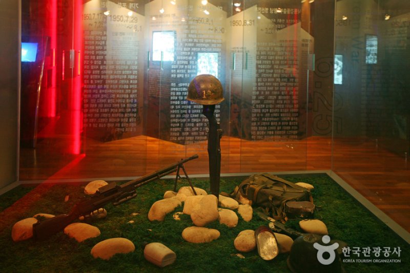 Nakdong River Victory Memorial Hall  (7/13)