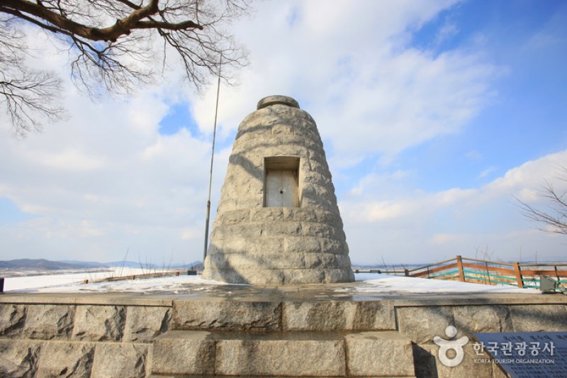 Ganggyeong Oknyeobong Park  (2/24)