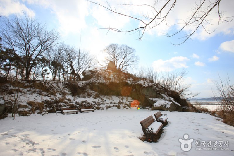 Ganggyeong Oknyeobong Park  (12/24)