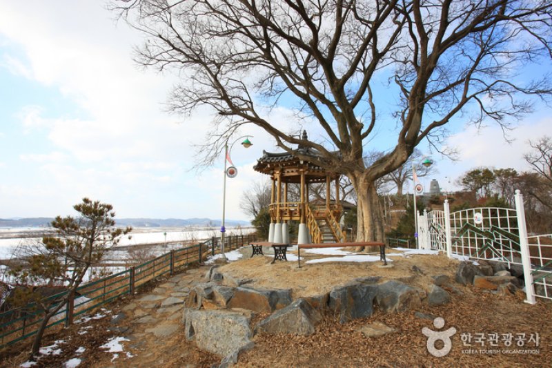 Ganggyeong Oknyeobong Park  (14/24)
