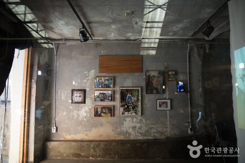 Yeonnam-dong  (1/4)