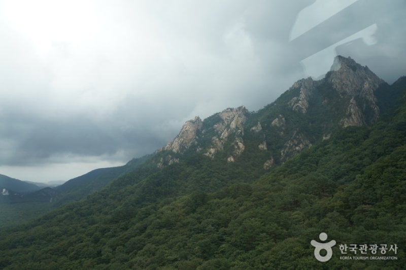 Seorak Special Tourist Zone  (13/14)