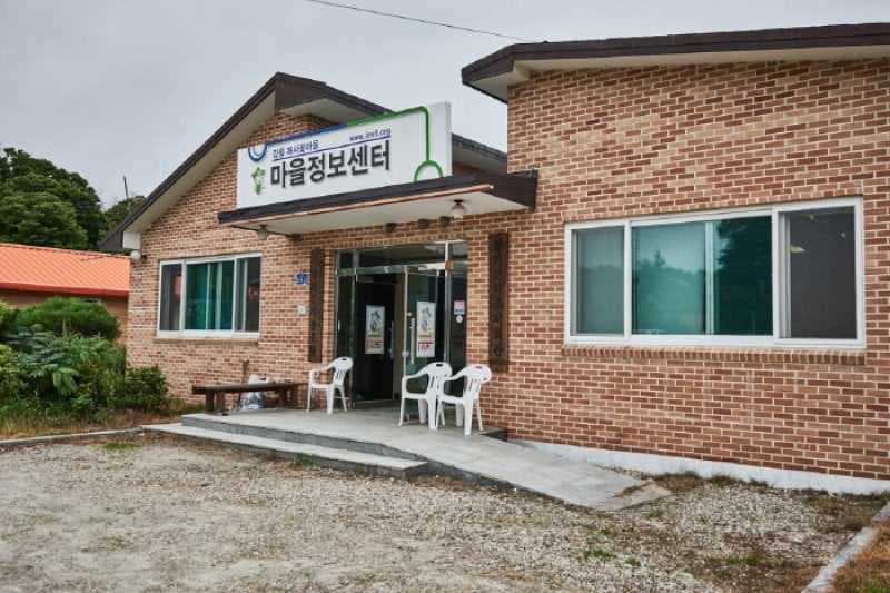Gangneung Boksa Village (강릉 복사꽃마을) (1/6)