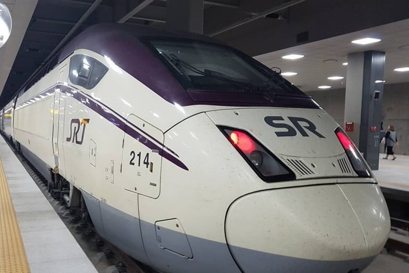 SRT (Super Rapid Train) Suseo Station  (2/12)