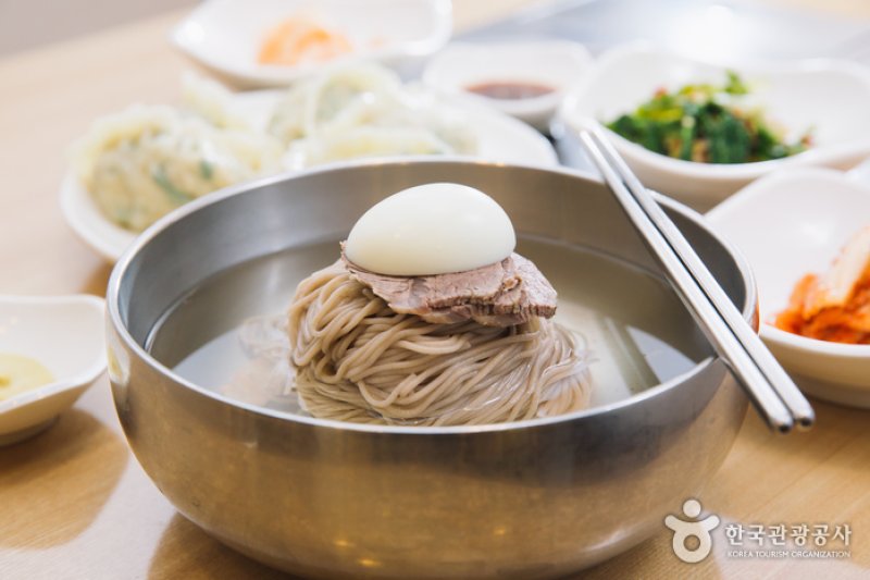 Jungin Myeonok  (2/11)
