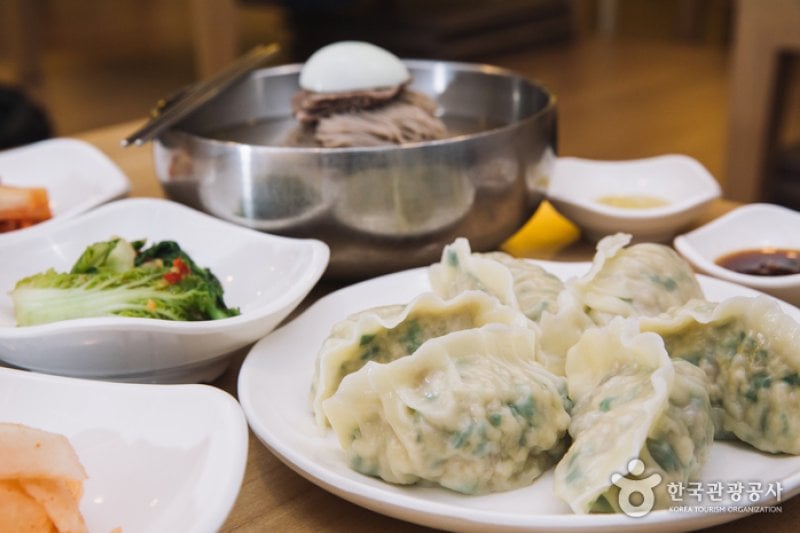 Jungin Myeonok  (4/11)