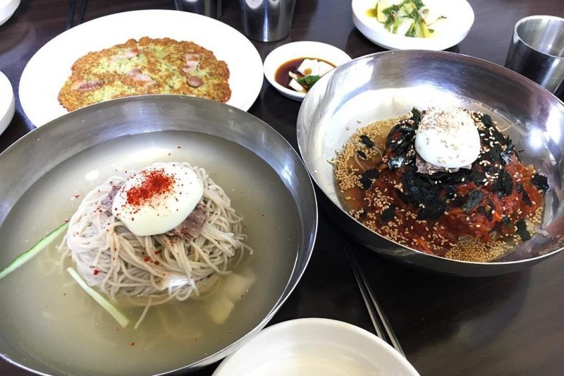 Jungin Myeonok  (5/11)