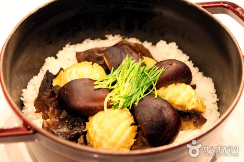 Oh Tongyoung  (2/11)
