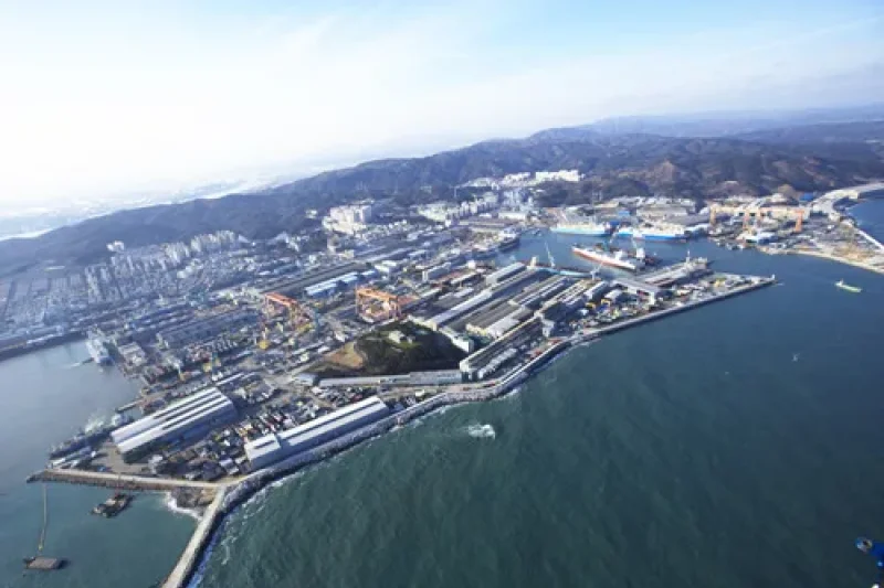 Ulsan Hyundai Heavy Industries  (3/8)