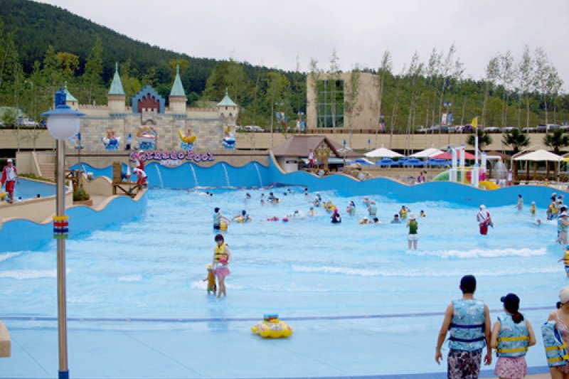 Tedin Water Park &amp; Spa  (2/13)