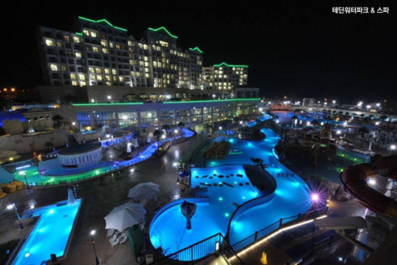 Tedin Water Park &amp; Spa  (8/13)