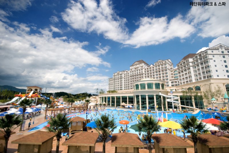 Tedin Water Park &amp; Spa  (10/13)