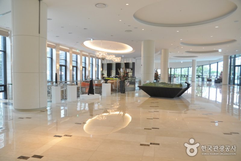 Lotte Buyeo Resort  (4/19)