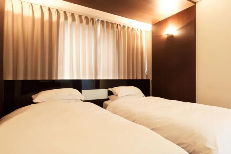 Riverside Hotel  (23/28)