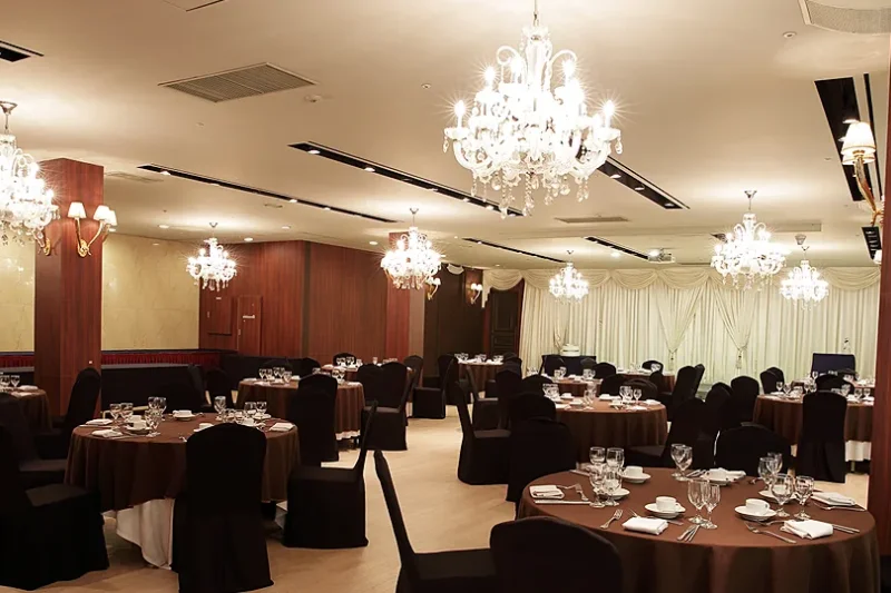 Riverside Hotel  (25/28)