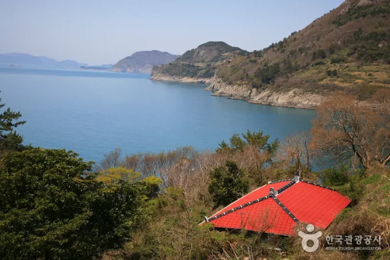 Geumodo Island  (15/19)