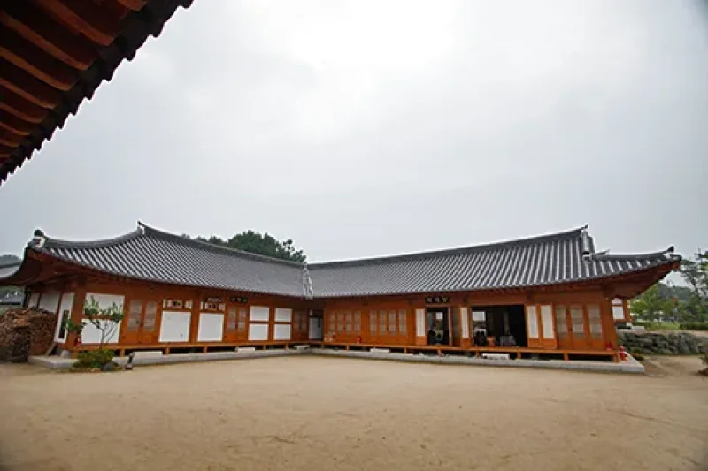 Gongju Hanok Village  (12/54)