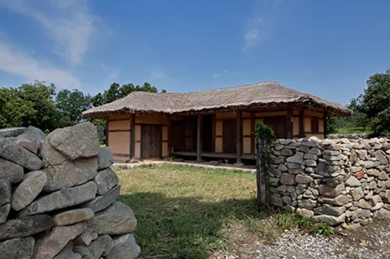 Oeam Village  (8/9)
