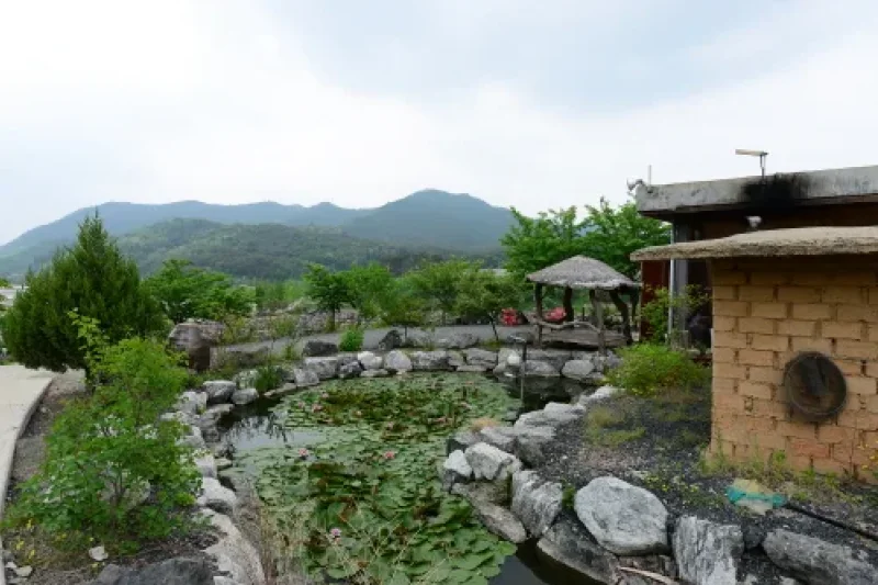 Andong Hahoe Doenjang Village  (2/4)