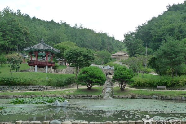 Andongho Lake