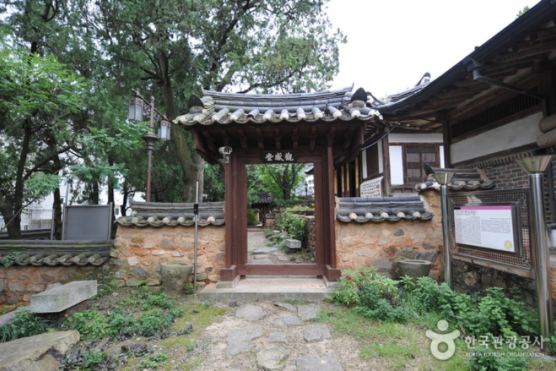 Chunghyeon Museum  (3/11)