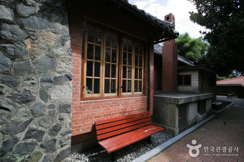 Provisional Capital Memorial Hall  (5/13)