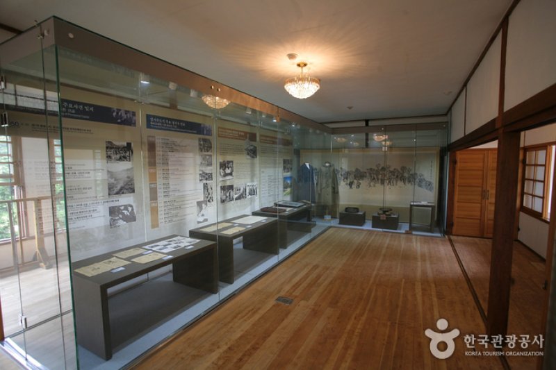 Provisional Capital Memorial Hall  (10/13)