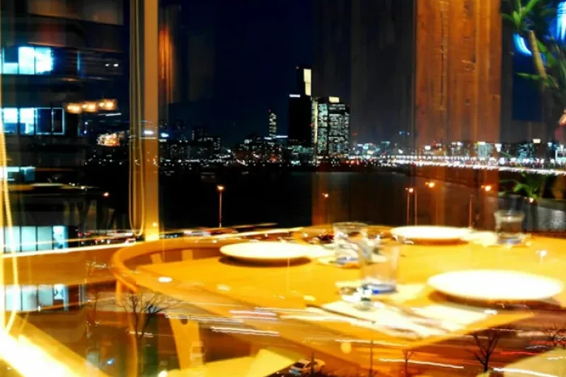Oola Restaurant  (1/5)