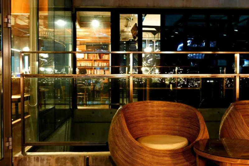Oola Restaurant  (3/5)