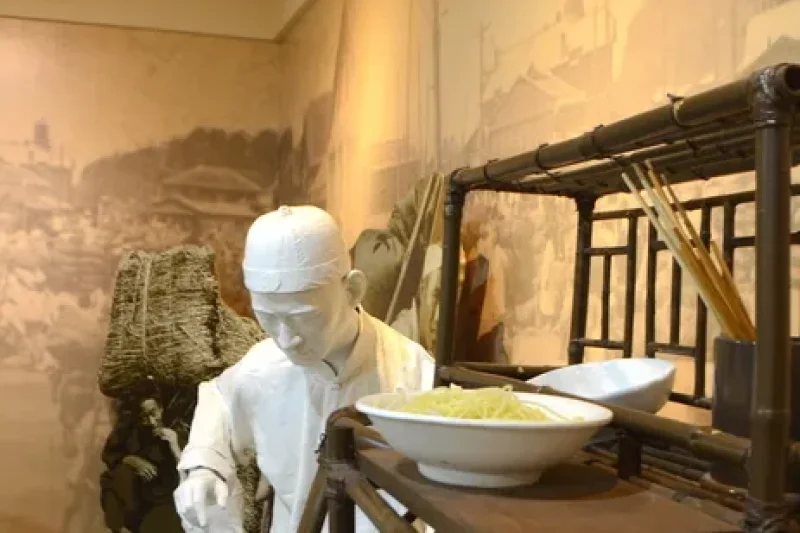Jjajangmyeon Museum  (1/14)