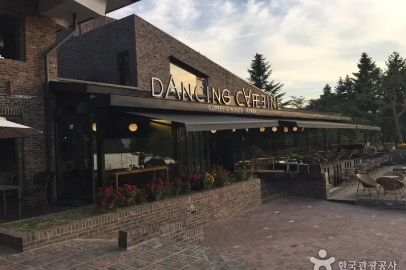 KT&amp;G Sangsangmadang Chuncheon  (6/6)