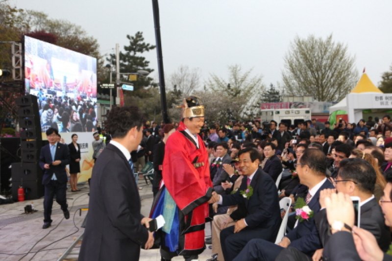 Incheon-China Culture and Tourism Festival  (1/7)