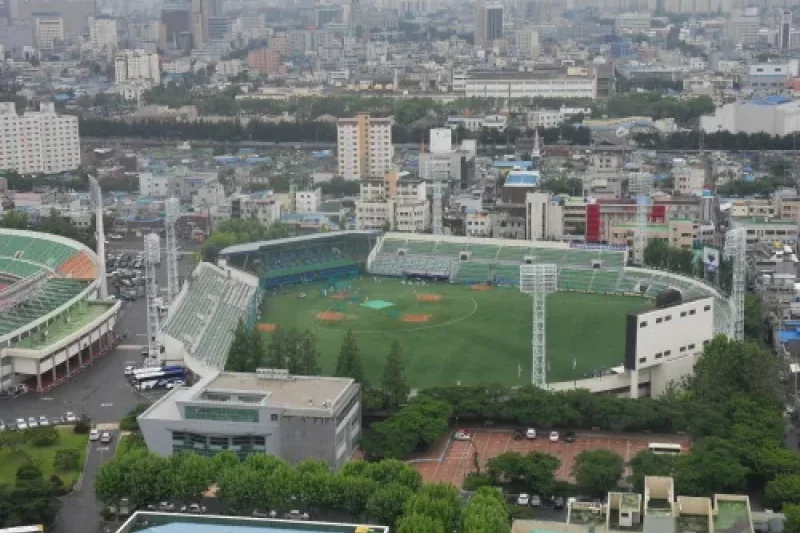 Daegu Citizen Stadium  (10/10)