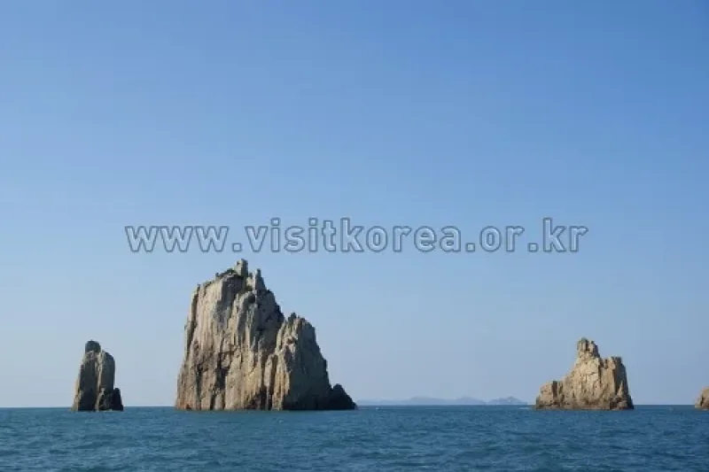 Baekdo Island  (7/15)