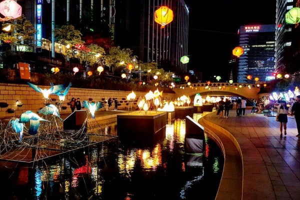 Where Are the Top 10 Hallyu Hot Spots in Seoul Voted by Visitors?