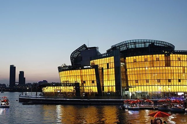 Where Are the Top 10 Hallyu Hot Spots in Seoul Voted by Visitors?-②