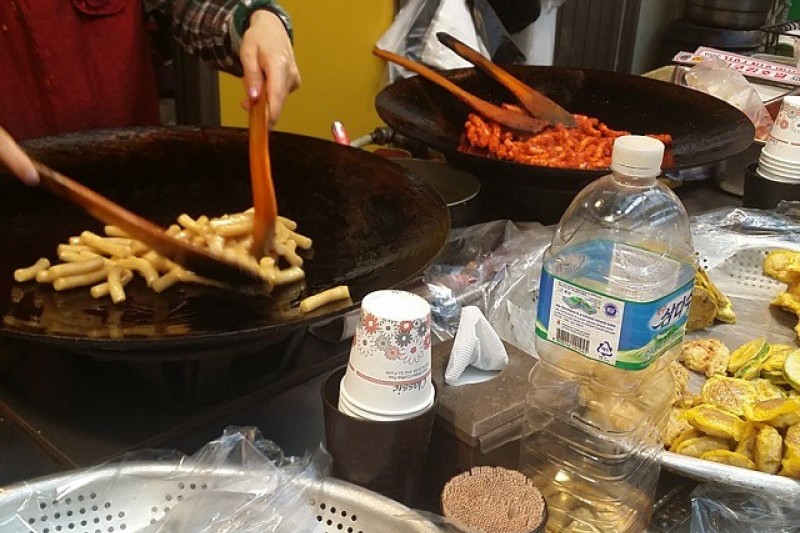 Gireum Tteok-Bokki at Tongin Market (2/10)