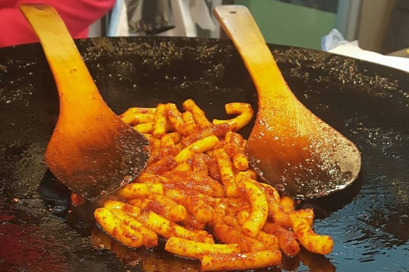 Gireum Tteok-Bokki at Tongin Market (3/10)