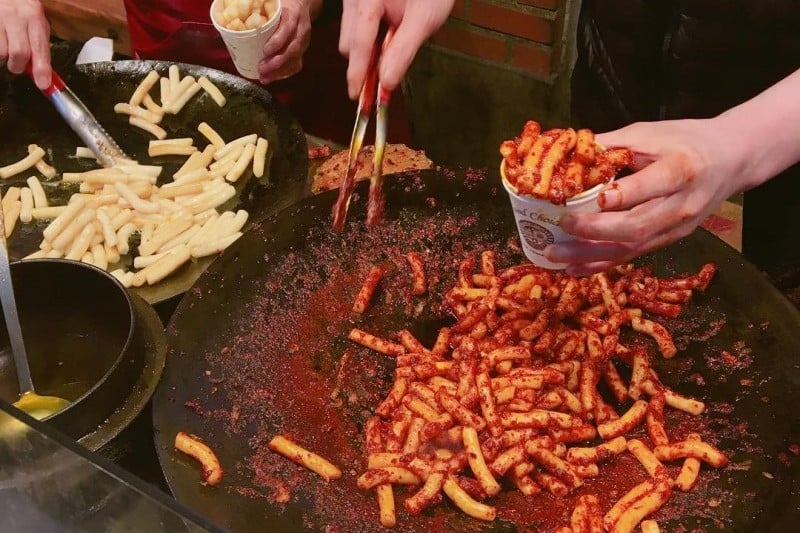 Gireum Tteok-Bokki at Tongin Market (5/10)