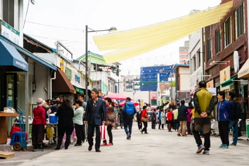 1913 Songjeong Station Market  (2/2)