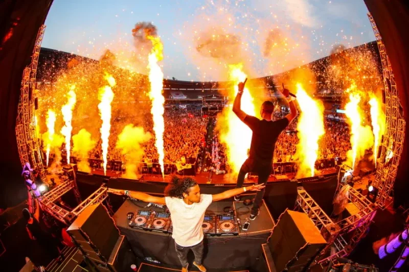 ULTRA KOREA  (4/19)