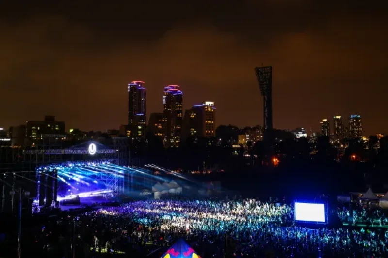ULTRA KOREA  (7/19)