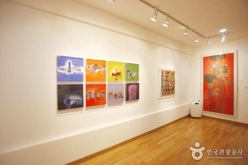 Africa Museum of Art  (4/6)