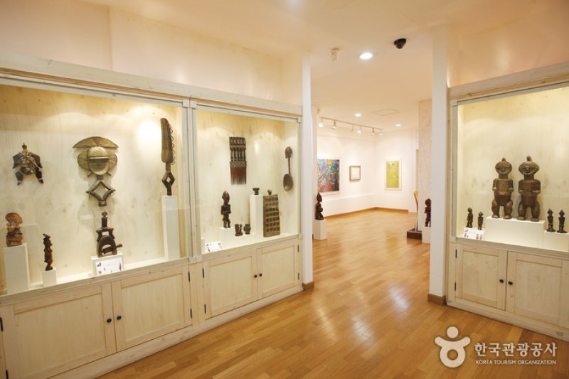 Africa Museum of Art  (5/6)
