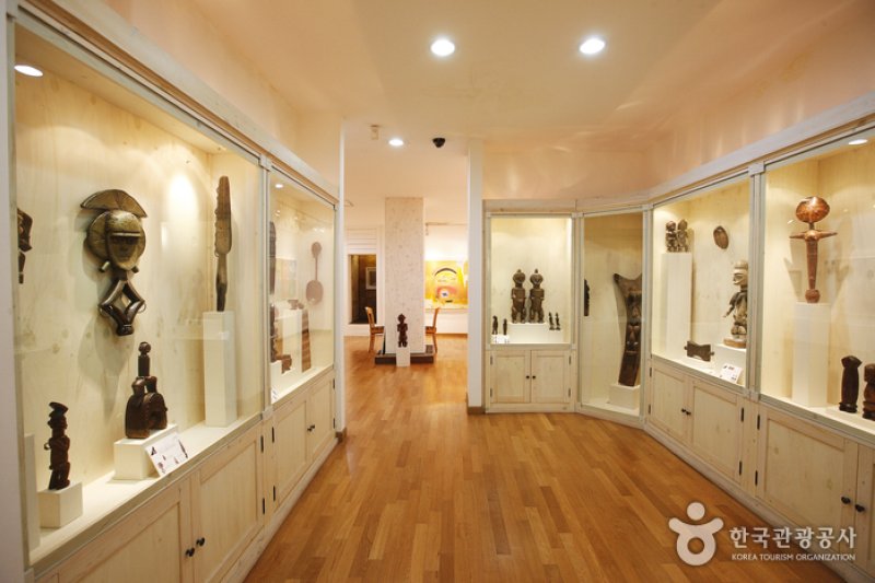 Africa Museum of Art  (6/6)