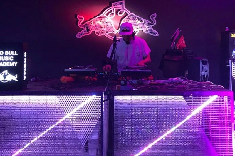 Boon the Shop (2/23)