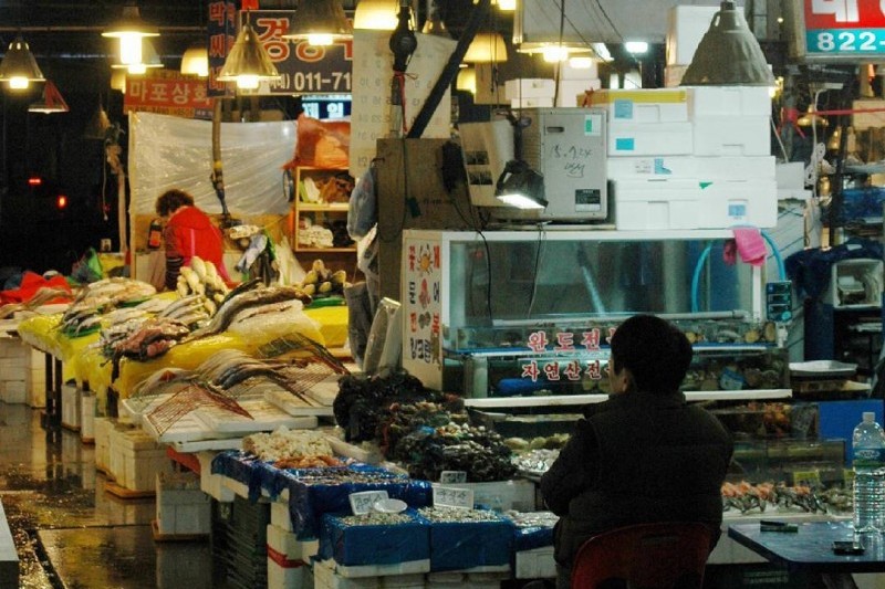 Noryangjin Fisheries Wholesale Market (12/18)
