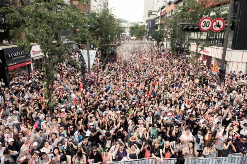 Water Gun Fight Festival   (10/23)
