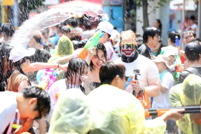 Water Gun Fight Festival   (14/23)