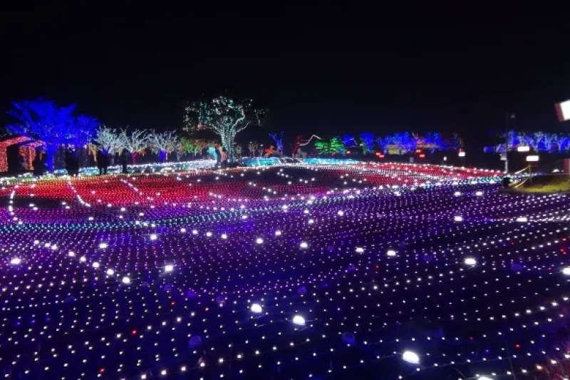 Let's Run Park Busan Gyeongnam (렛츠런파크 부산경남) (2/3)